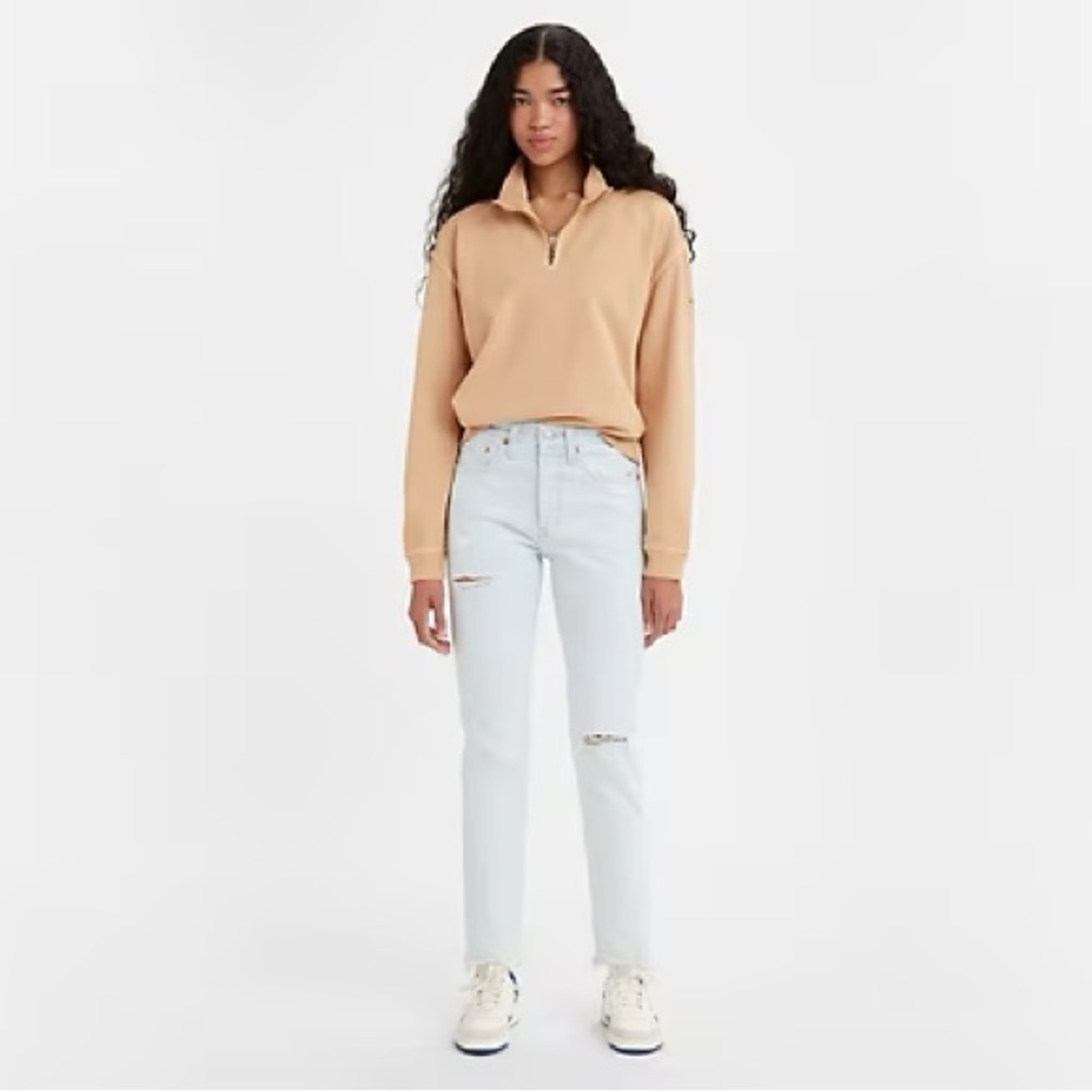 Levi’s 501 distressed high rise white jeans size 27